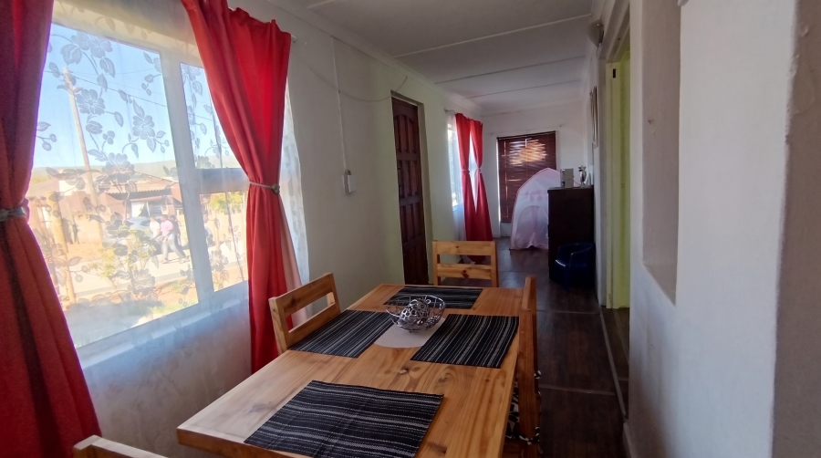 4 Bedroom Property for Sale in Napier Western Cape
